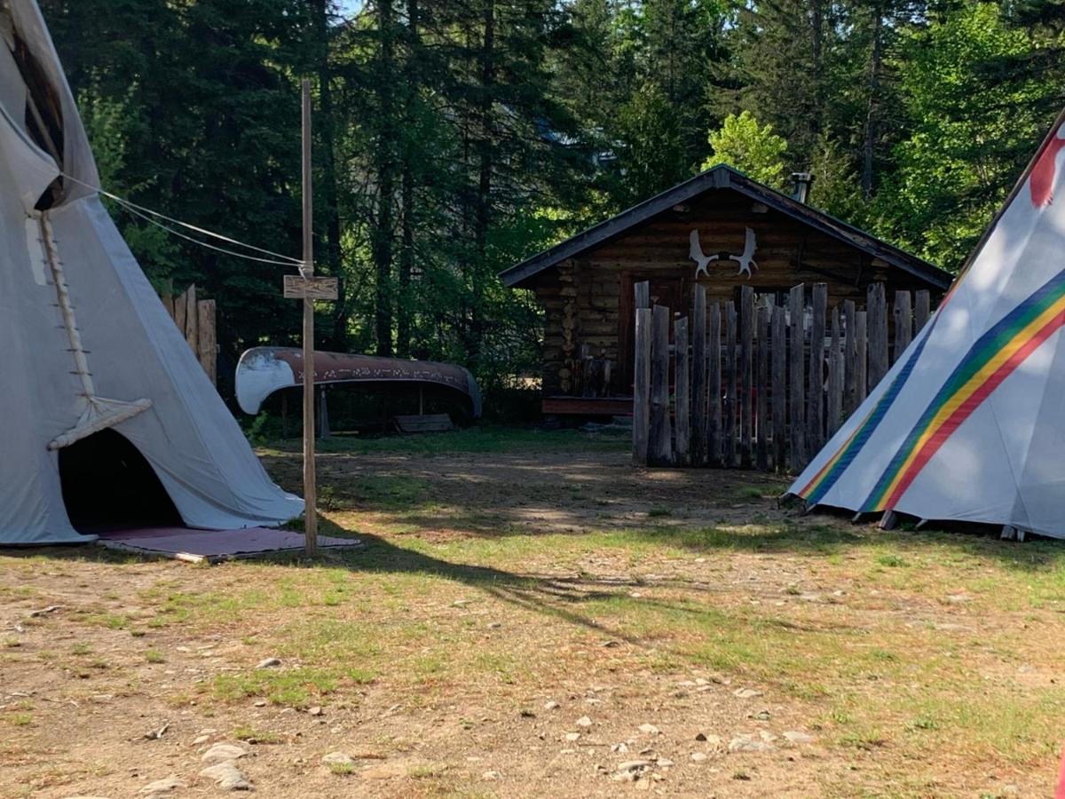L'Auberge Refuge Du Trappeur Saint Mathieu Du Parc Exterior photo