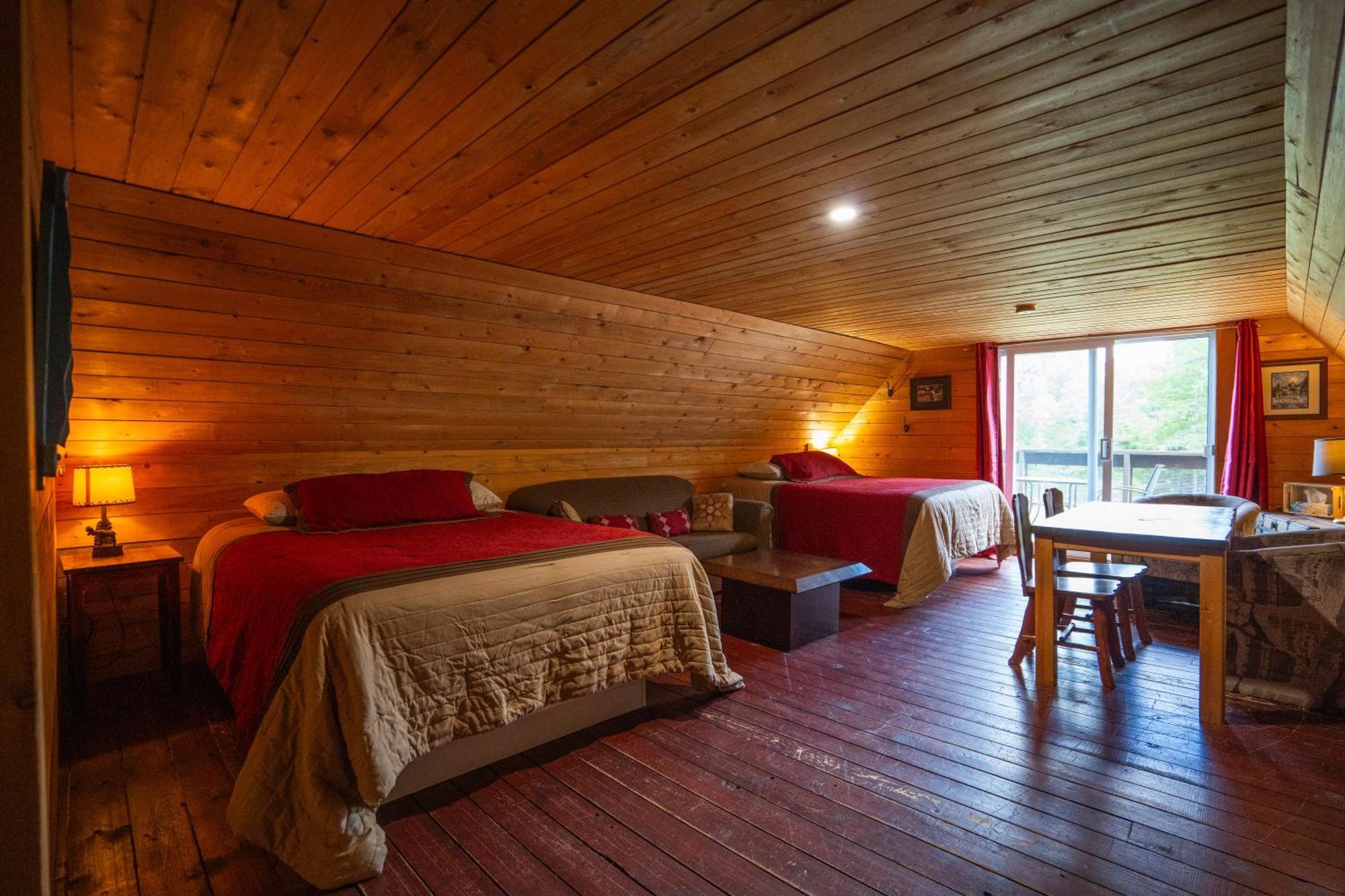 L'Auberge Refuge Du Trappeur Saint Mathieu Du Parc Exterior photo